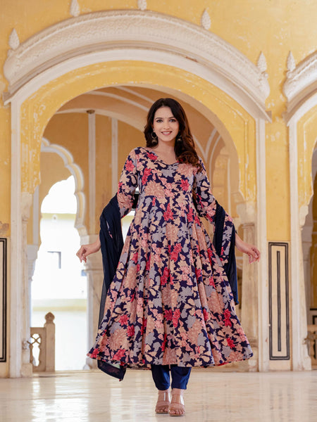 Women Floral Flared Kurta Set