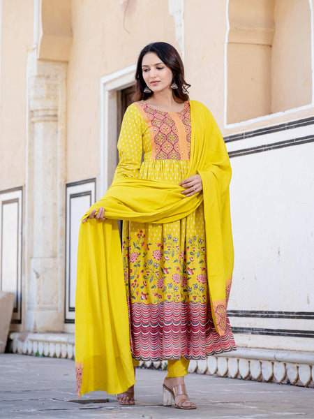 Ethnic Motifs Printed Sequinned Detailed Maxi Ethnic Dress With Dupatta