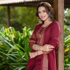 Women Viscose Rayon Kurta Pant Dupatta Set