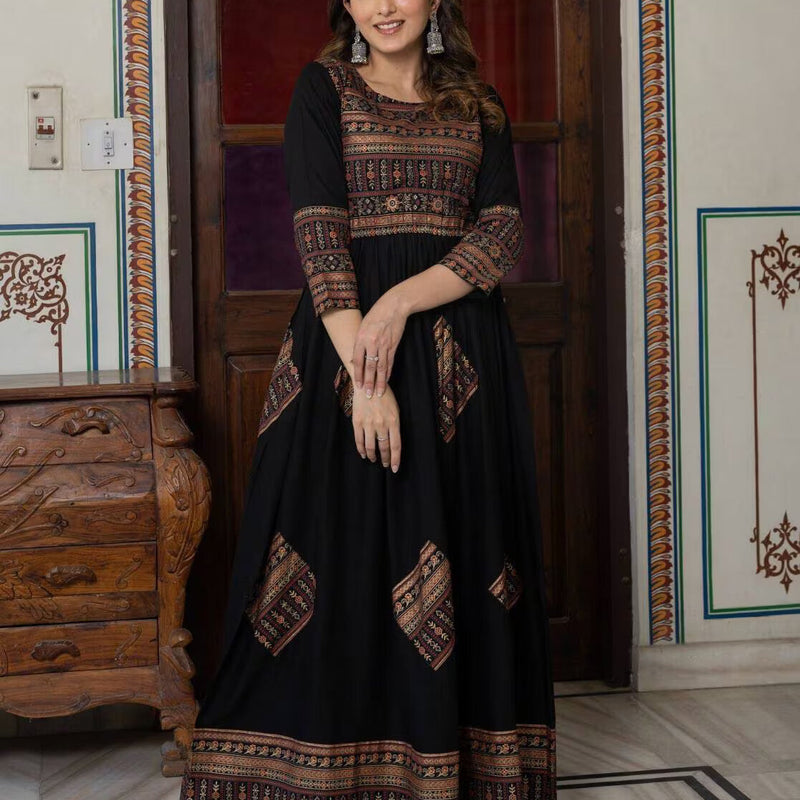 Women Floral Print Round-Neck Anarkali Kurta