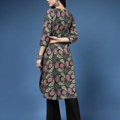 Women Paisley Print Straight Kurta Set