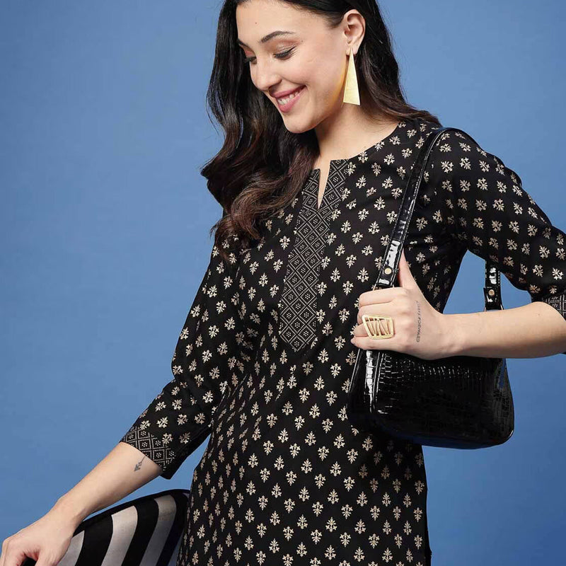 Women Floral Print Straight Kurta