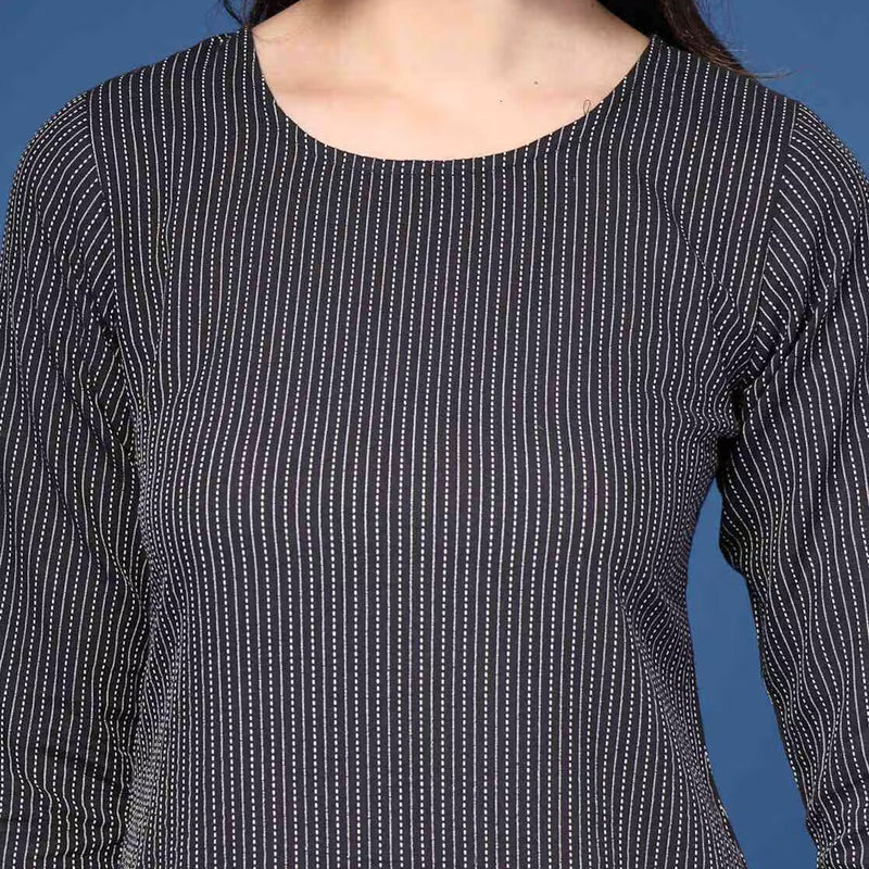 Women Striped Straight Kurta