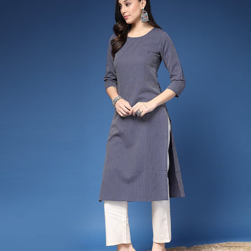Women Striped Straight Kurta