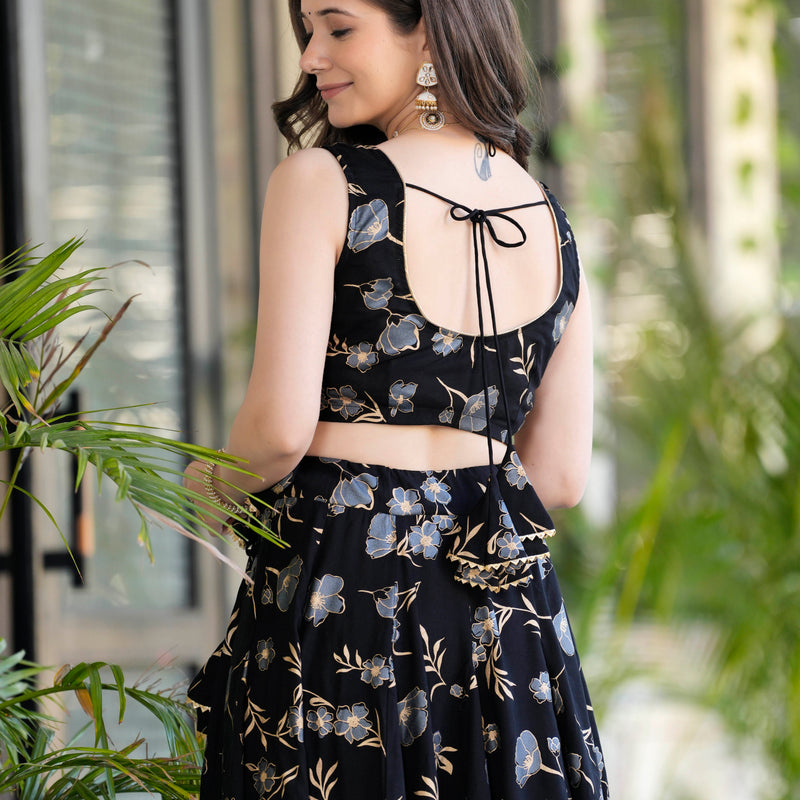 Women Flared Lehenga Choli Set with Dupatta