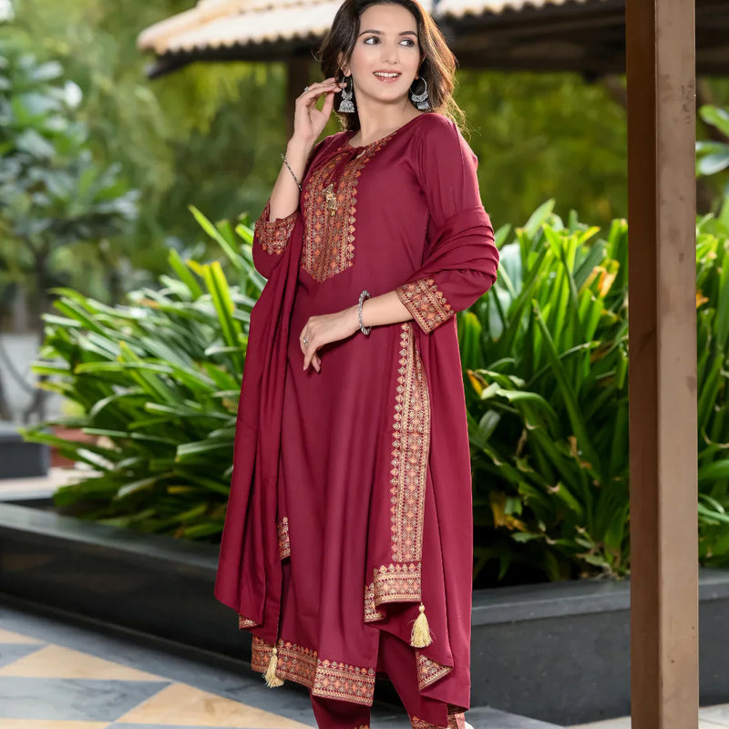 Women Viscose Rayon Kurta Pant Dupatta Set
