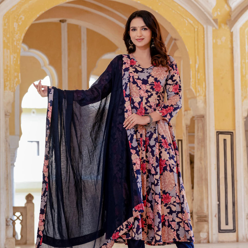 Women Floral Flared Kurta Set