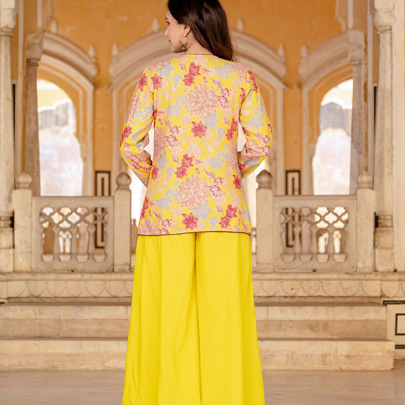 Women Floral Print Straight Kurta Set